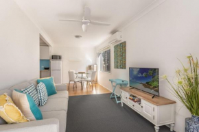Seawest 1 - Entrance Harbour Street